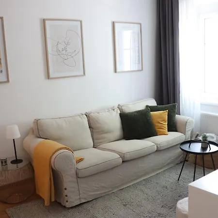 Apartment With Charm Tulln An Der Donau