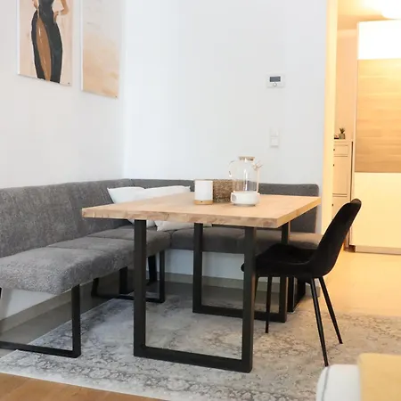 Apartamento With Charm Tulln An Der Donau